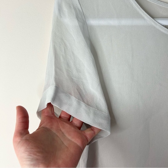 Aritzia Wilfred Women's Blouse short sleeve Sheer pale blue keyhole back size XS - Picture 6 of 13